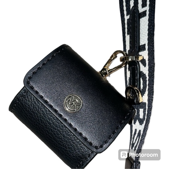 NWT MICHAEL KORS Jet Set Medium Leather Crossbody w/ Case for Apple AirPods Pro - Picture 5 of 8
